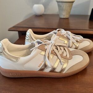 Back 70 White and Gold Sneakers